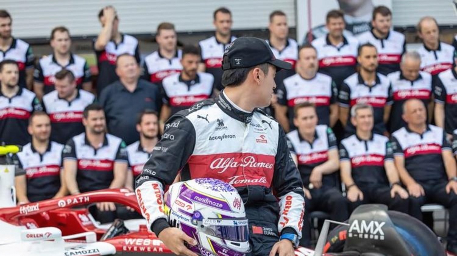 爱游戏-雷诺车队险胜梅赛德斯，勒克莱尔惊艳四座