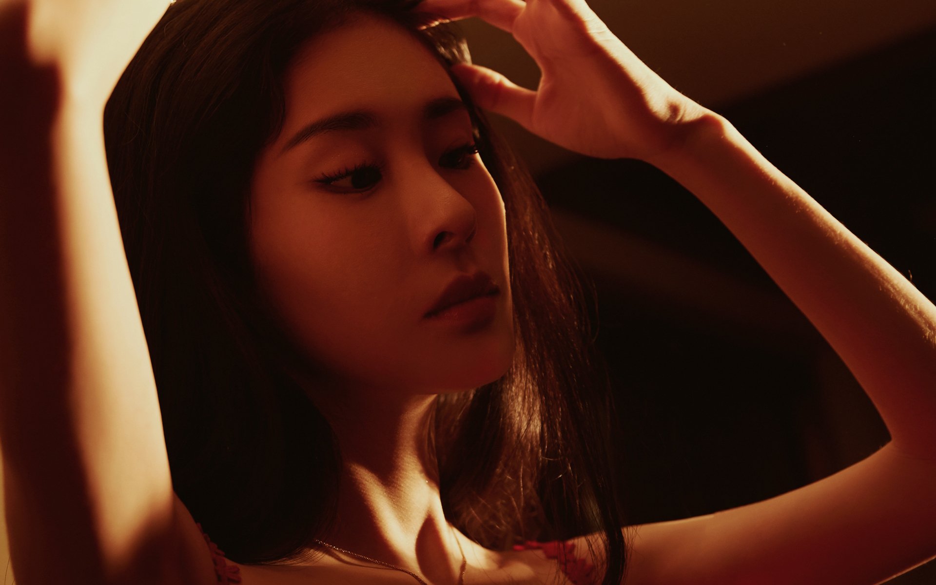 哈斯车队惊天逆袭轻取红牛，汉密尔顿刷新纪录再铸传奇