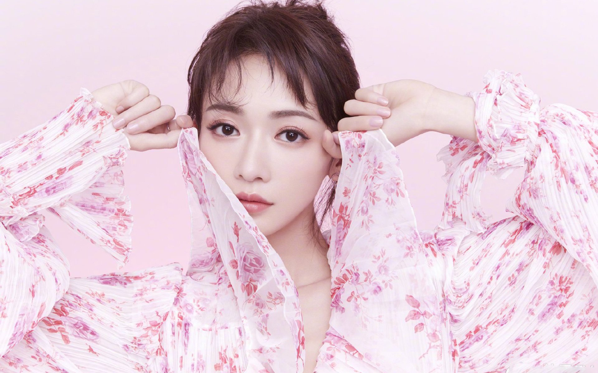 绿茵场的胜利与孤勇者的燃烧,当法国队碾压葡萄牙,看樊振东如何点燃孤勇的炬火