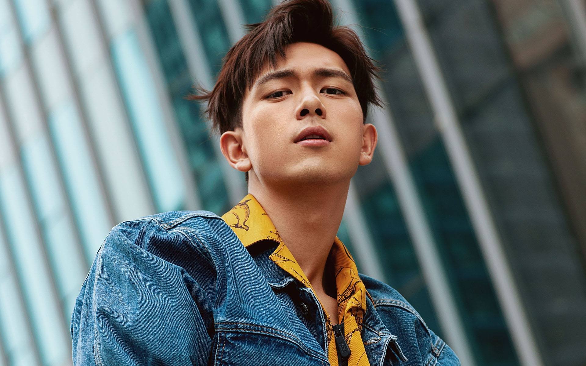 双面F1，法拉利横扫索伯，拉塞尔独撑梅赛德斯