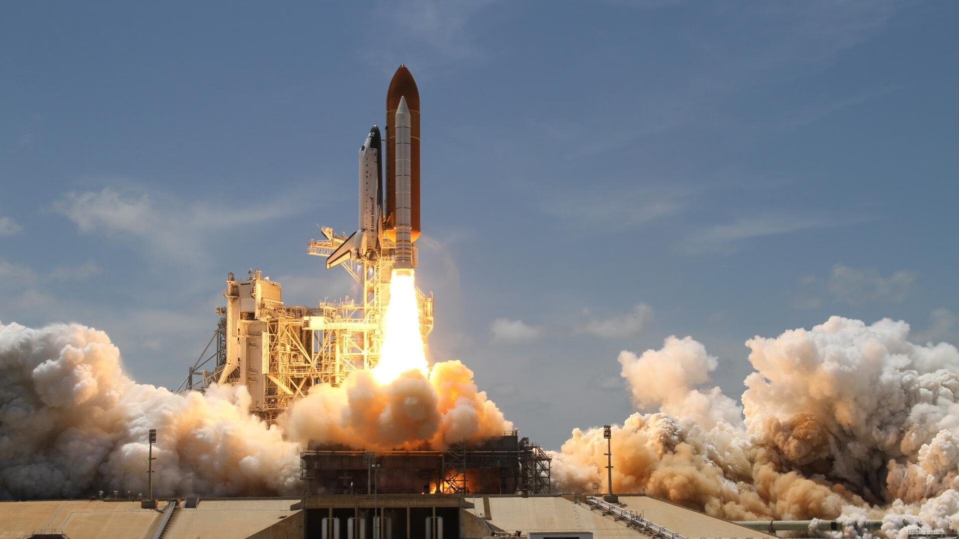 爱游戏娱乐-凤凰涅槃，新疆戈壁刮起绿色旋风，杰伦·格林的灵魂救赎之战