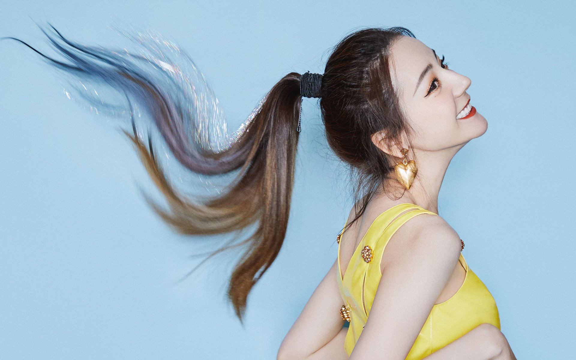 爱游戏官方-跨界碰撞与个人辉煌，凯尔特人的团队公式与字母哥的绝对天赋