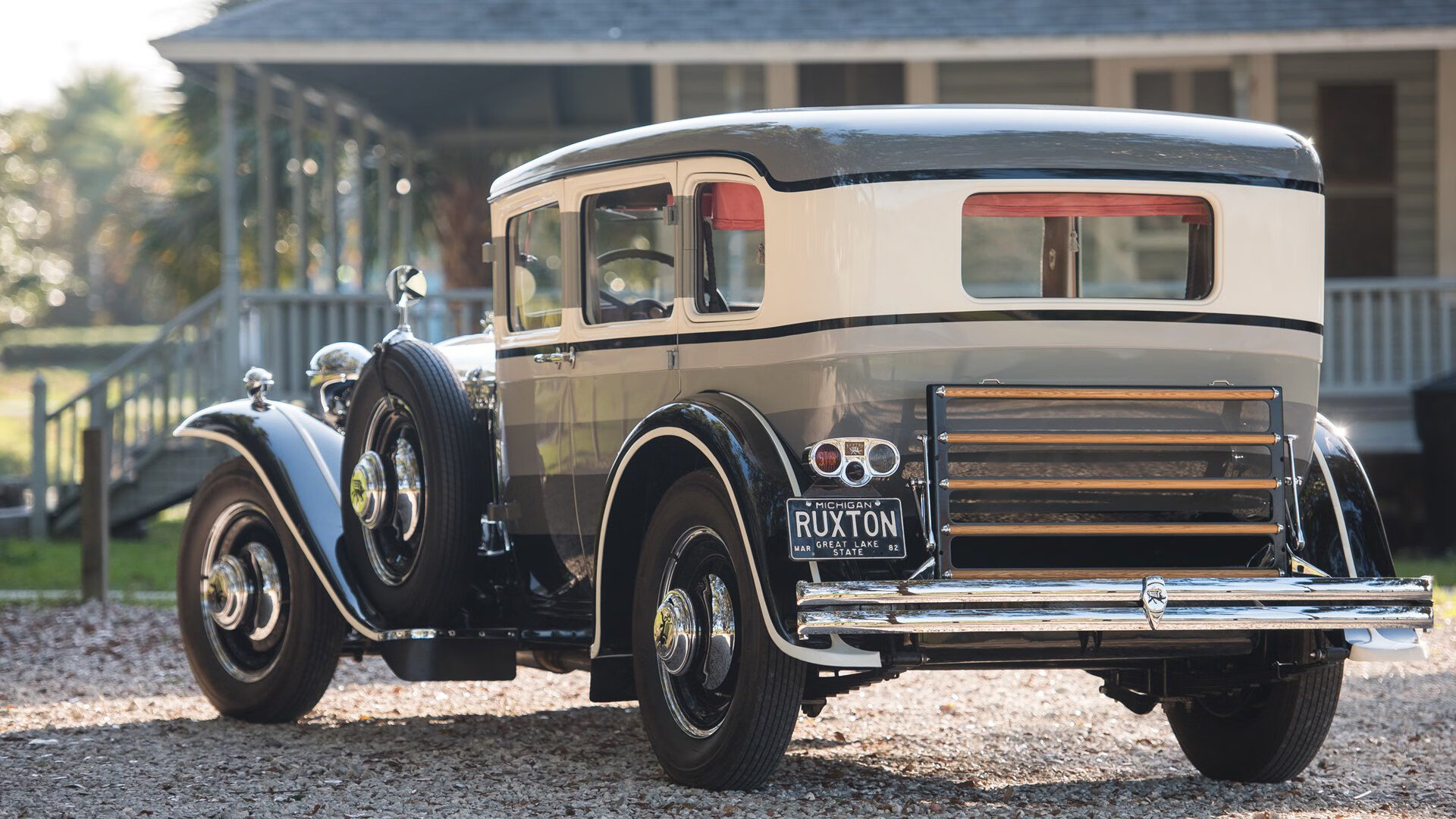 爱游戏下载-鹈鹕制胜密码，班凯罗关键时刻化身狙击手，节奏掌控力压快船